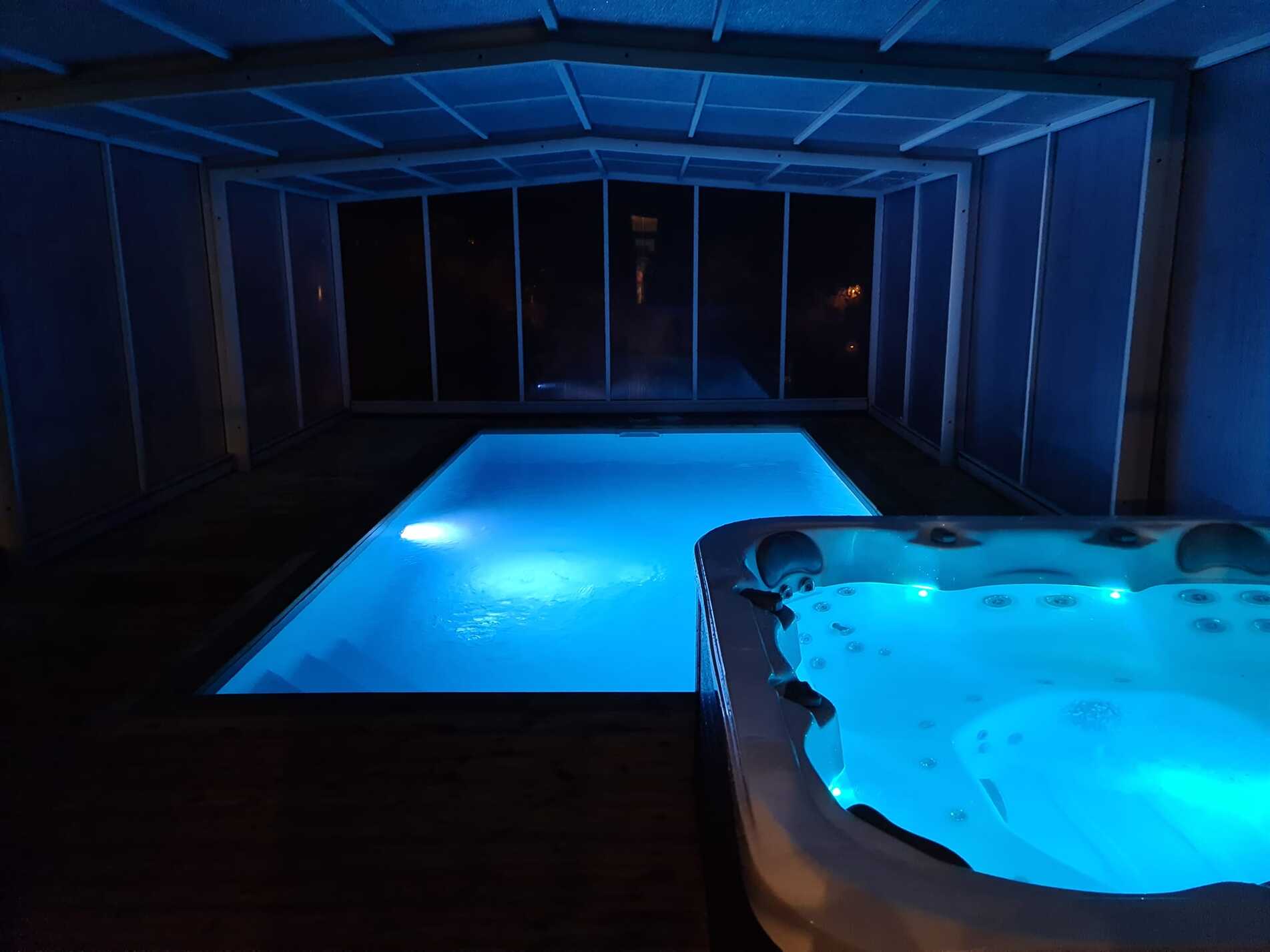 Gites Chambres Dhotes Vendée 85 Gîte grande capacité avec piscine chauffée et spa 