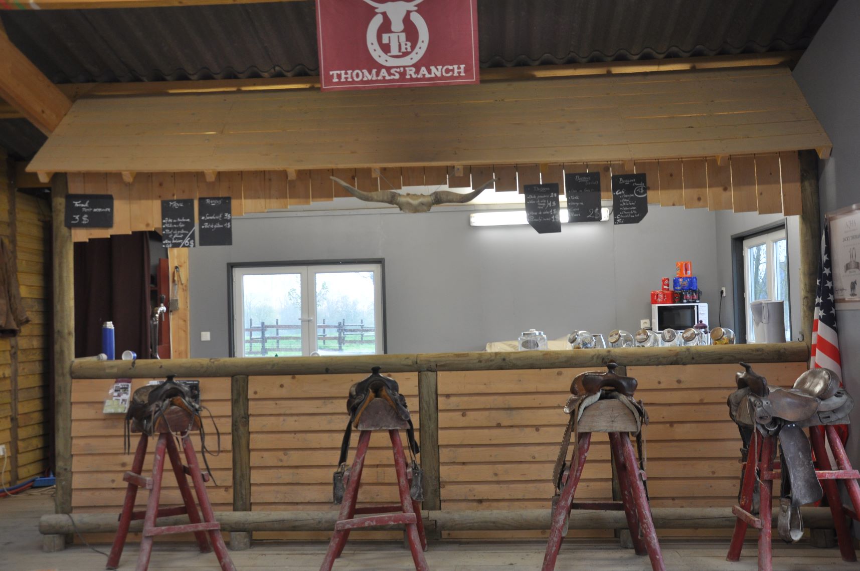Gites Chambres Dhotes Maine-et-Loire 49 GITE DE GROUPE cadre atypique THOMAS RANCH