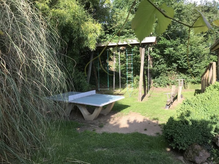 Gites Chambres Dhotes Haute-Loire 43 Grand gîte  avec piscine, 10 chambres sud Auvergne