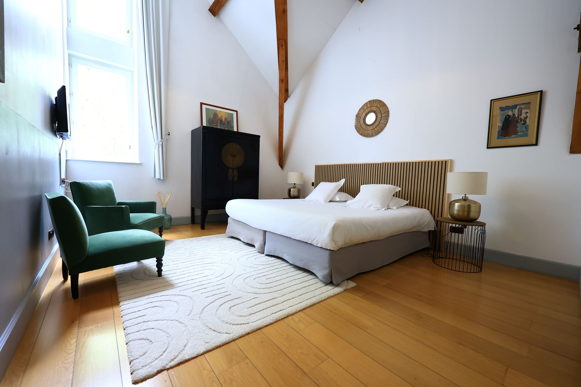 Gites Chambres Dhotes Tarn 81 Gite haut de gamme 30 pers - piscine / 14 chambres