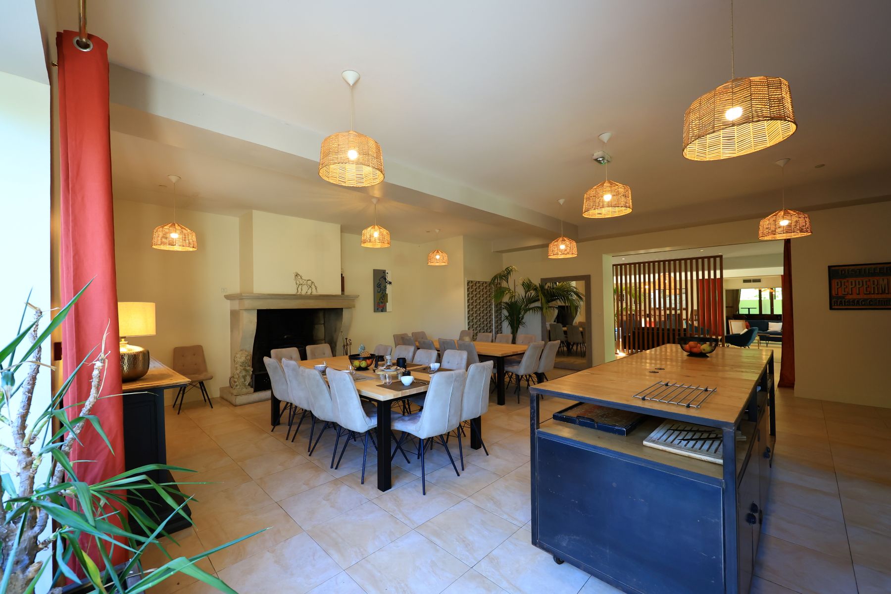 Gites Chambres Dhotes Tarn 81 Gite haut de gamme 30 pers - piscine / 14 chambres