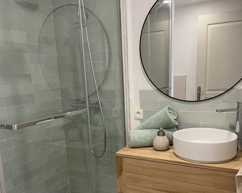 Gites Chambres Dhotes Finistère 29 Maison 14 pers, 20 min plages, 5ch, 5sdb 