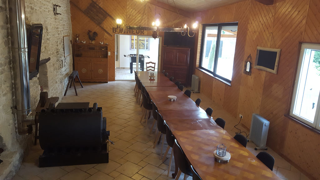 Gites Chambres Dhotes Charente-Maritime 17 GITE DE GROUPE 22 PERSONNES