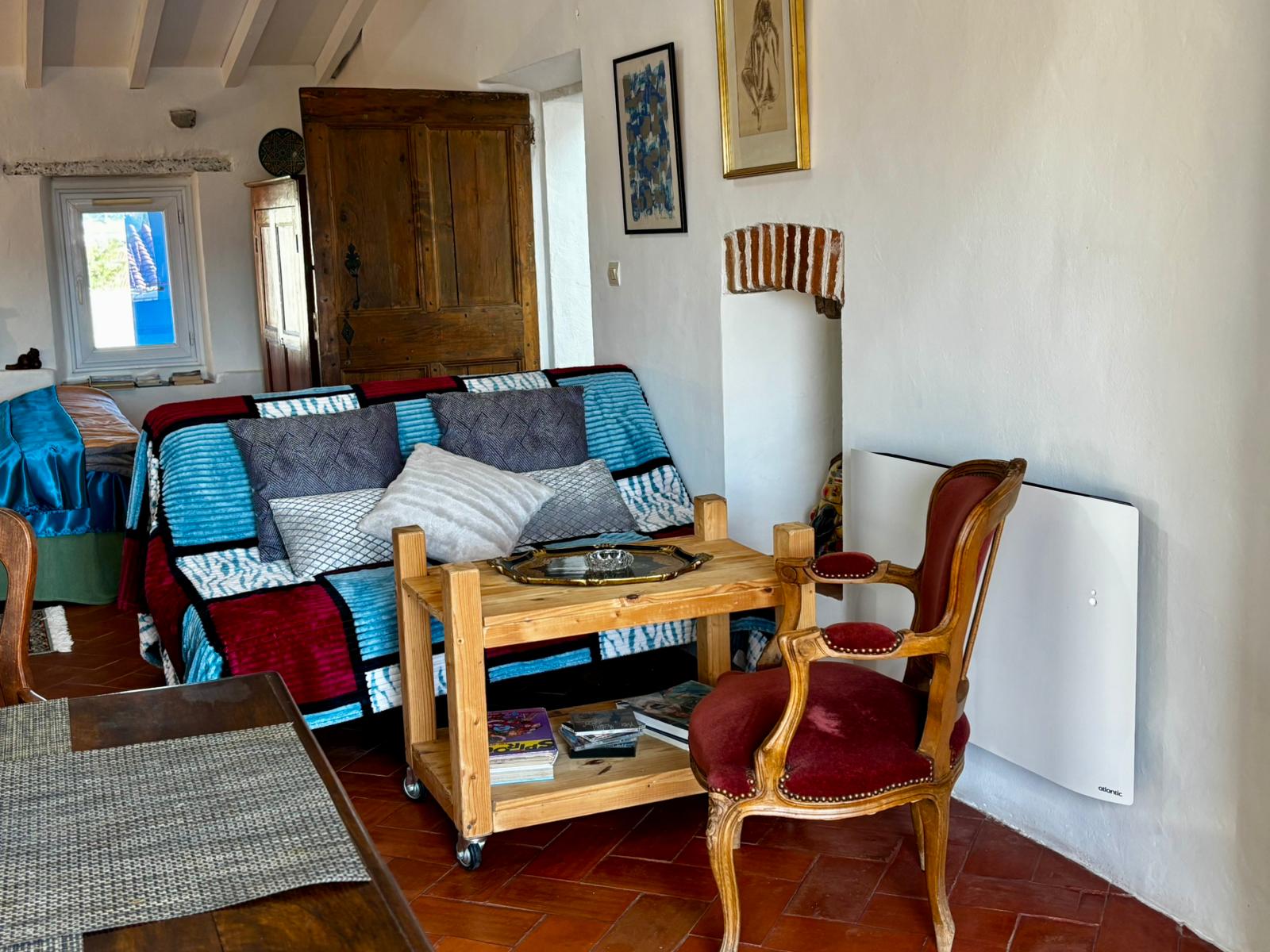 Gites Chambres Dhotes Pyrénées-Orientales 66 Loft Terrasse entre Mer et Montagne vue Canigou