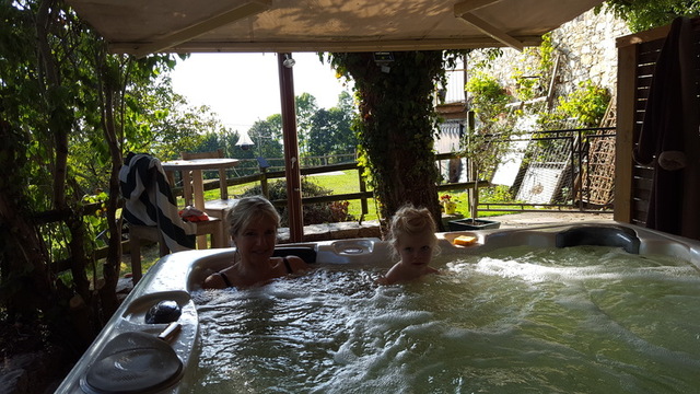 Gites Chambres Dhotes Ariège 09 GITES de Charme 1h00 TOULOUSE  SPAS PISCINE  