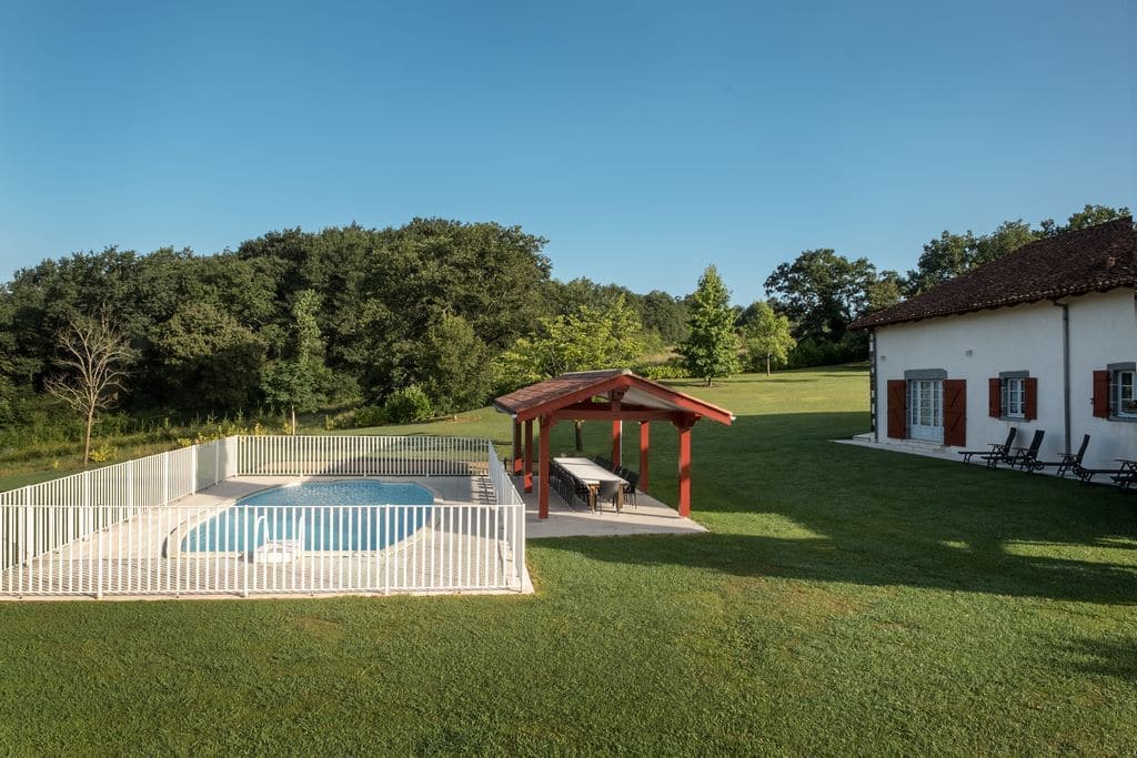 Gites Chambres Dhotes Pyrénées-Atlantiques 64 Le Domaine Basque 18 personnes