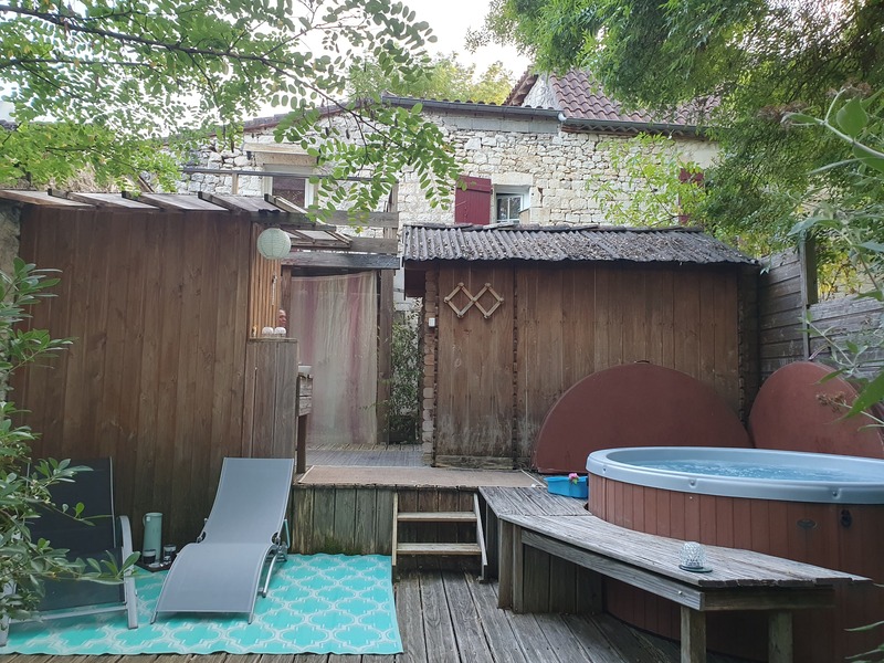 Gites Chambres Dhotes Lot-et-Garonne 47 salle 100m² + formules hébergement 8/15/22/30/37 p