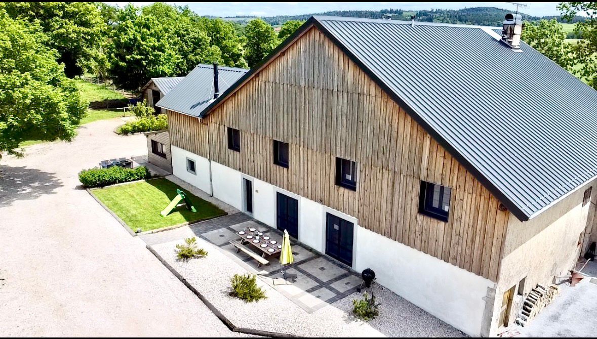 Gites Chambres Dhotes Doubs 25 Fermes comtoise rénovée de 160m2 et annexe 90m2