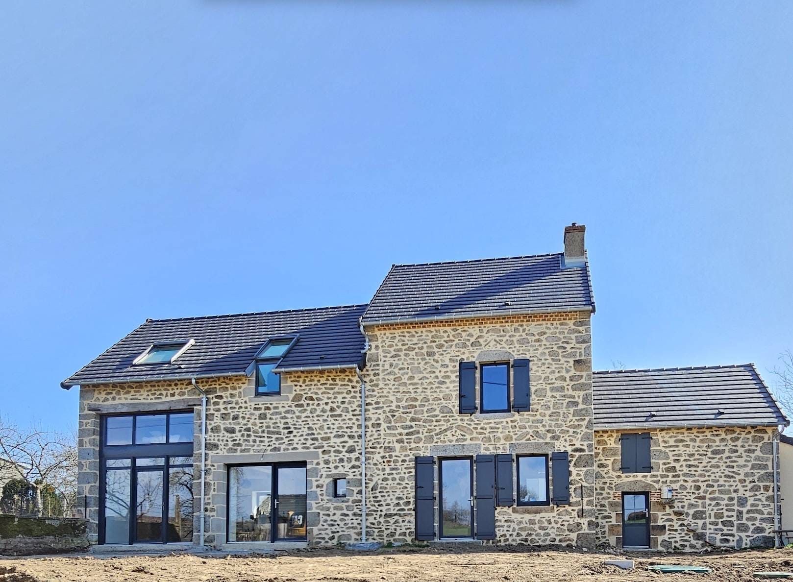 Gites Chambres Dhotes Creuse 23 Le Granit des Champs - Grand gîte avec piscine