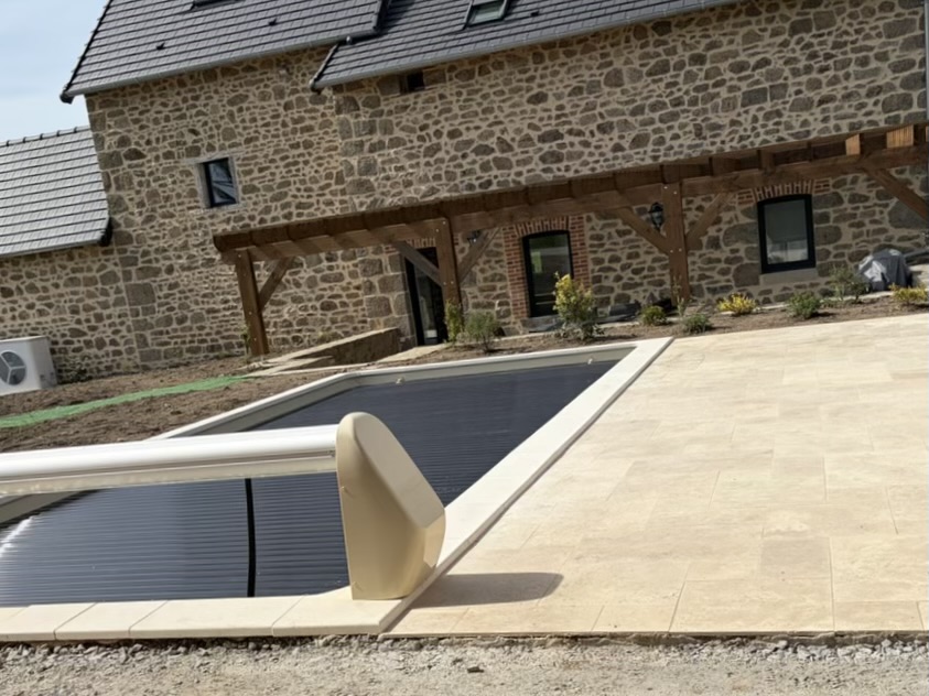 Gites Chambres Dhotes Creuse 23 Le Granit des Champs - Grand gîte avec piscine