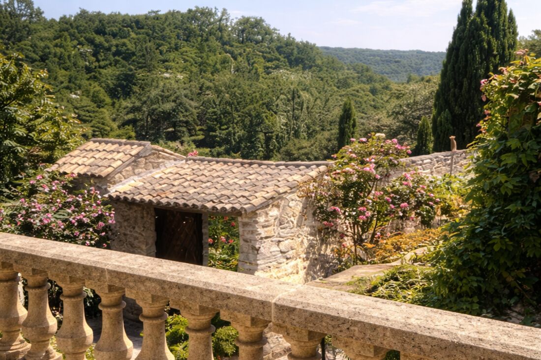 Gites Chambres Dhotes Ardèche 07 Le Mas d'Eylieux - 6 gîtes jusqu'à 25 personnes
