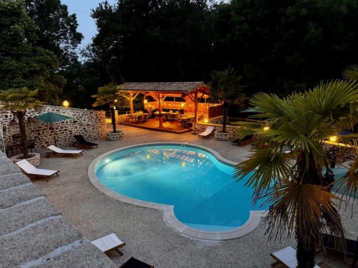 Gites Chambres Dhotes Charente 16 Domaine de Brise Bois - Privatisation 20 Couchages