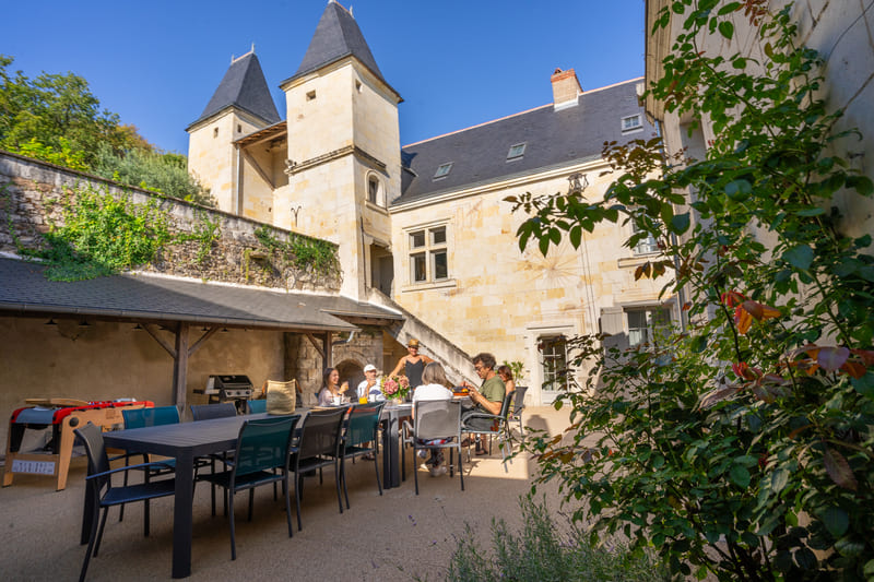 Gites Chambres Dhotes Maine-et-Loire 49 Logis Escale - grand gîte en bord de Loire, Saumur