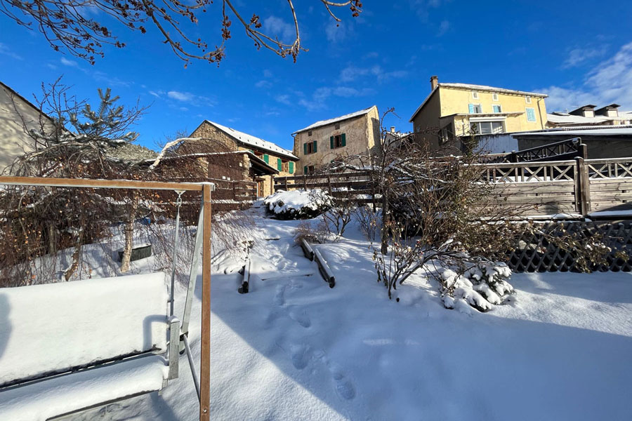 Gites Chambres Dhotes Pyrénées-Orientales 66 Ferme des Astres-gîte 4 saisons proche pistes-vue